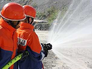 Löschübung der Jugendfeuerwehr